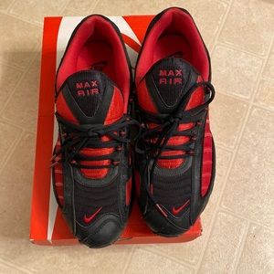 Nike Air Max Tailwind size 13